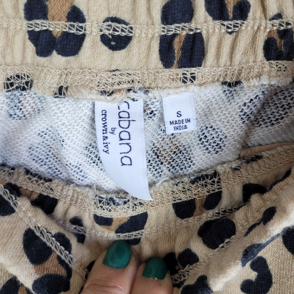 Cabana by Crown & Ivy leopard print joggers hot pink trim cuff track pants fun S - Picture 3 of 9